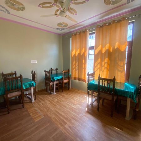 Penthouse Villa Srīnagar Exterior foto